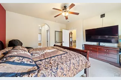 1037 W Desert Sage Dr, Pueblo West, CO 81007 - Photo 10