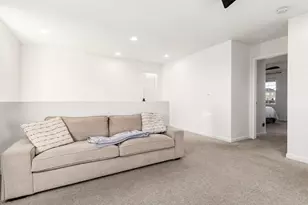8069 Buffalo Horn Dr, Colorado Springs, CO 80925 - Photo 12