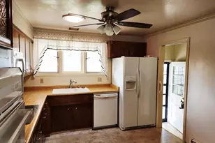 2 Vassar, Pueblo, CO 81005 - Photo 22