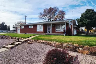 2 Vassar, Pueblo, CO 81005 - Photo 2