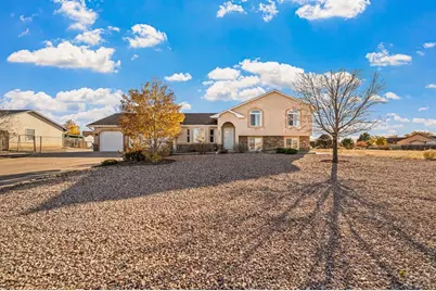 288 W Calle De Camelia Dr, Pueblo West, CO 81007 - Photo 1