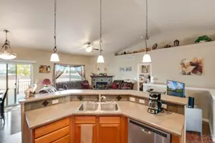 777 Woodleaf Dr, Pueblo West, CO 81007 - Photo 12