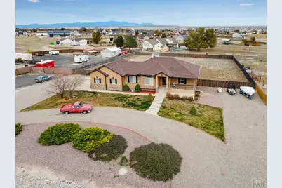 777 Woodleaf Dr, Pueblo West, CO 81007 - Photo 4