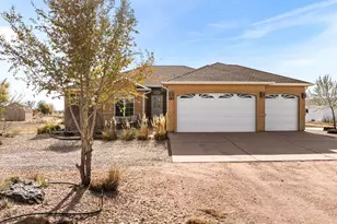 982 W Caliente Dr, Pueblo West, CO 81007 - Photo 36