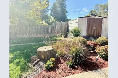 2211 N Elizabeth St, Pueblo, CO 81003 - Photo 2