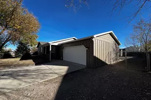 826 S Kline Dr, Pueblo West, CO 81007 - Photo 18