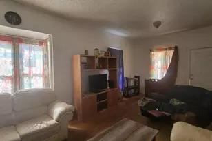 927 Veta Ave, Pueblo, CO 81004 - Photo 2