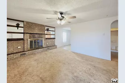 415 9th St, Las Animas, CO 81054 - Photo 2
