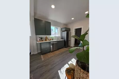 2411 N Elizabeth St, Pueblo, CO 81003 - Photo 40