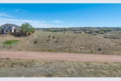 526 S Chimazo Dr, Pueblo West, CO 81007 - Photo 4