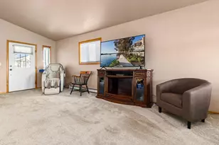 4215 Sentinel Pl, Pueblo, CO 81008 - Photo 4