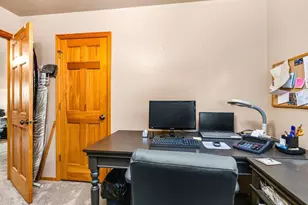 4215 Sentinel Pl, Pueblo, CO 81008 - Photo 10