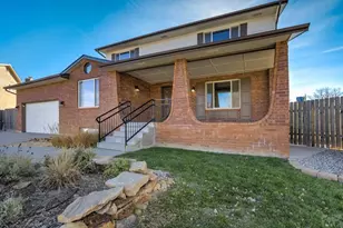 6 Strawflower Ct, Pueblo, CO 81001 - Photo 2