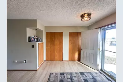 910 S 10th St, Lamar, CO 81052 - Photo 4