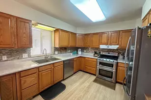 910 S 10th St, Lamar, CO 81052 - Photo 10