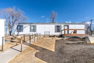238 Seeley, La Junta, CO 81050 - Photo 2