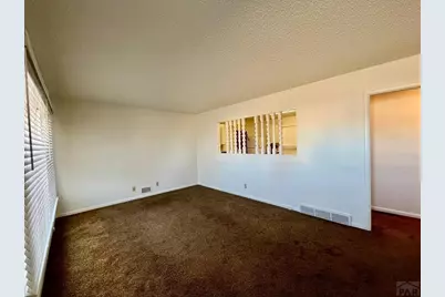 1637 Englewood Dr, Pueblo, CO 81005 - Photo 4