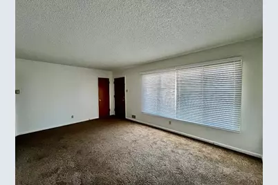 1637 Englewood Dr, Pueblo, CO 81005 - Photo 2