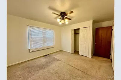 1637 Englewood Dr, Pueblo, CO 81005 - Photo 8