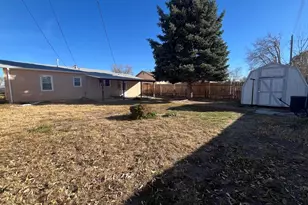 1637 Englewood Dr, Pueblo, CO 81005 - Photo 20