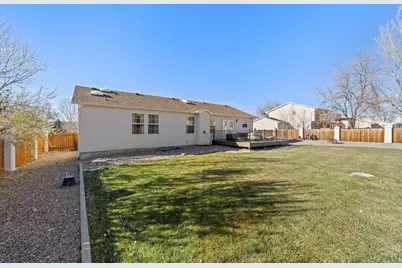 190 S Circle Dr, Pueblo West, CO 81007 - Photo 40