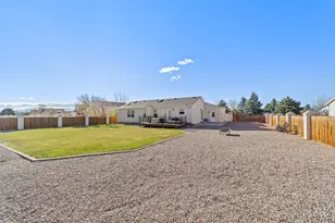 190 S Circle Dr, Pueblo West, CO 81007 - Photo 38