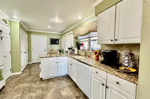 4402 Turnberry Crescent, Pueblo, CO 81001 - Photo 10