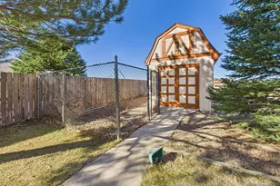 21 S Golfwood Dr W, Pueblo West, CO 81007 - Photo 34