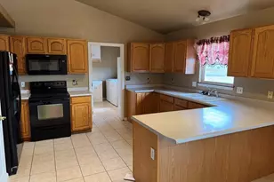 966 N Matt Dr, Pueblo West, CO 81007 - Photo 12
