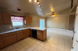 966 N Matt Dr, Pueblo West, CO 81007 - Photo 14