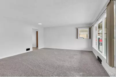 312 Kenwood Dr, Pueblo, CO 81004 - Photo 6