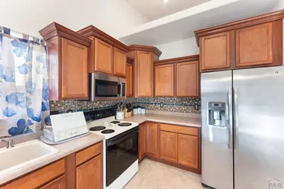 1722 Liberty Dr, Pueblo, CO 81006 - Photo 6