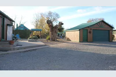 1015 Gunnison St, Pueblo, CO 81006 - Photo 4