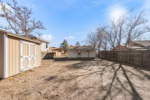 1205 E 1st, Pueblo, CO 81001 - Photo 18