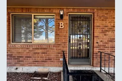 2101 Chautard Dr, Pueblo, CO 81005 - Photo 2