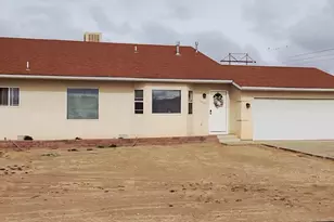 1467 W Plaza De Los Leones Dr, Pueblo West, CO 81007 - Photo 2