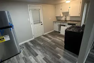 2101 W 17th St, Pueblo, CO 81003 - Photo 2