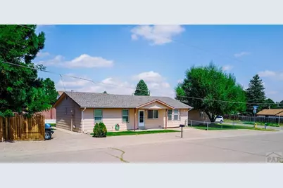 800 W Spruce St, Walsenburg, CO 81089 - Photo 1