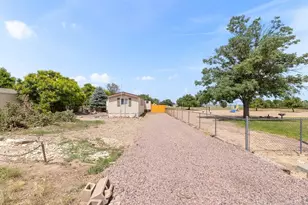 353 E Byrd Dr, Pueblo West, CO 81007 - Photo 2