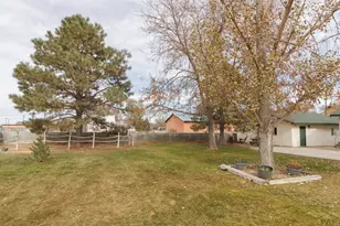 407 W Park Ave, Fowler, CO 81039 - Photo 26