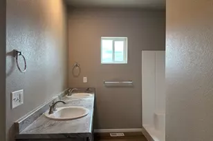 5216 Gannet Ln, Pueblo, CO 81008 - Photo 10