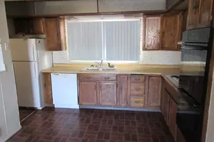 1108 Mass St, Pueblo, CO 81001 - Photo 2