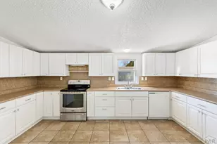 1621 Carltonia St, Pueblo, CO 81006 - Photo 18