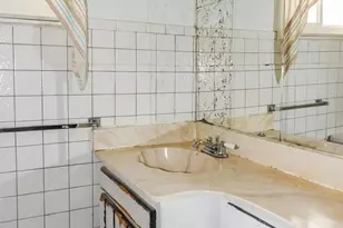 910 Elm St, Pueblo, CO 81004 - Photo 8