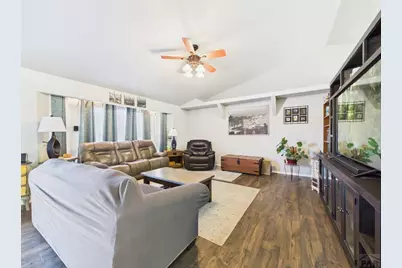 1152 E Ranch Dr, Pueblo West, CO 81007 - Photo 6