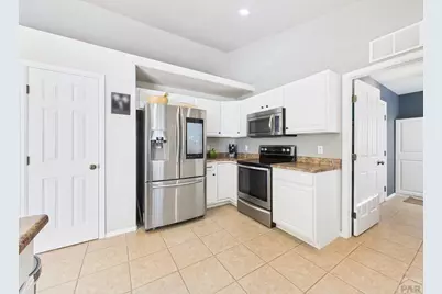 1152 E Ranch Dr, Pueblo West, CO 81007 - Photo 14