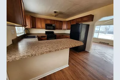 511 W Pitkin Ave, Pueblo, CO 81004 - Photo 6