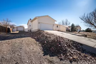 818 S Sterling Dr, Pueblo West, CO 81007 - Photo 2