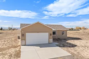 567 N Verbena Dr, Pueblo West, CO 81007 - Photo 14