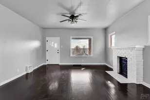 228 W 3rd St, Walsenburg, CO 81089 - Photo 6